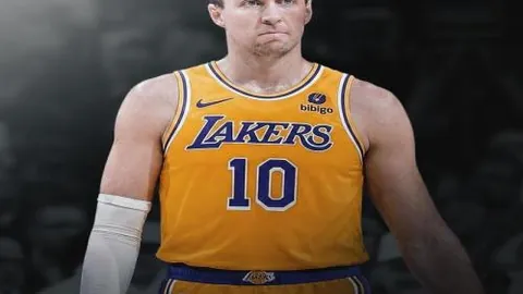 B费创欧联新纪录：进球助攻双丰收，成就制胜之才